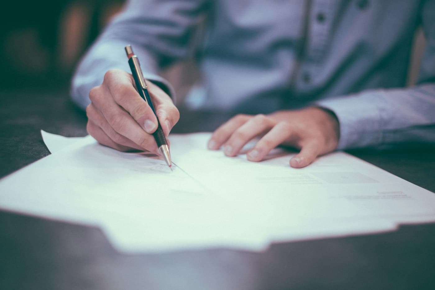 guy-avni-lawyer service clients strategy israel-law img-3 photo-3 | legal image 3 | guy-avni-jurist-vs-lawyer-israel-licensing-guide תצלום משפטי 3 - guy-avni-lawyer service clients strategy israel-law img-3 photo-3 - Avni Guy legal content
